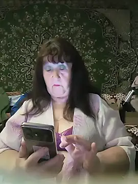 Snapshot of CrystalLime6411 chatting on May 23, 2026, 3:49 pm CrystalLime6411 online show from May 23, 2026, 3:49 pm