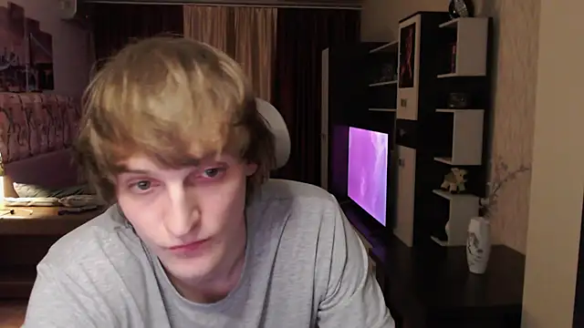 Playersuperstar online show from December 13, 2025, 7:53 pm