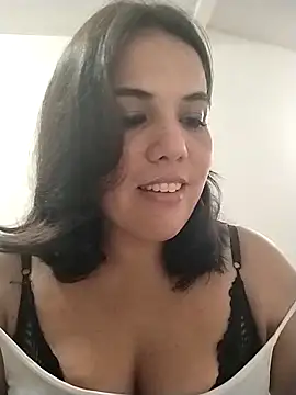 Bellapotencia1985 online show from September 20, 2025, 10:16 am