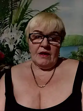 VioletSweet5566 online show from January 10, 2026, 8:21 pm