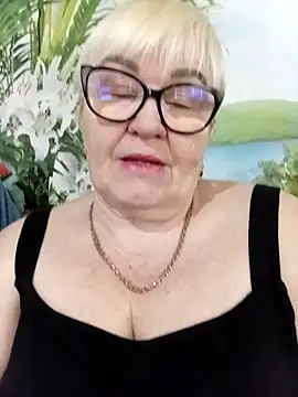 VioletSweet5566 online show from February 18, 2026, 9:16 am