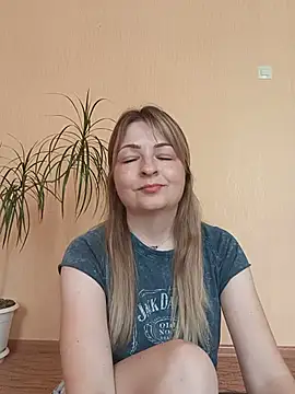 Snapshot of Kate2891 chatting on June 12, 2026, 1:43 pm Kate2891 online show from June 12, 2026, 1:43 pm