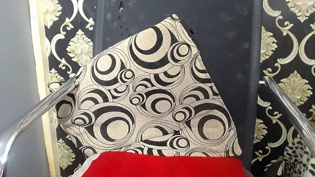 Snapshot of Ozimpho chatting on September 29, 2025, 12:49 am Ozimpho online show from September 29, 2025, 12:49 am