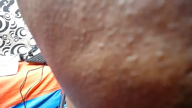 Snapshot of Ozimpho chatting on November 27, 2025, 10:17 am Ozimpho online show from November 27, 2025, 10:17 am