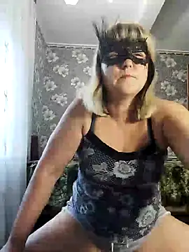 Snapshot of AliceGold5231 chatting on September 10, 2025, 5:29 am AliceGold5231 online show from September 10, 2025, 5:29 am
