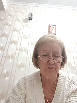 AlikaSwan5821 online show from November 21, 2025, 8:07 pm