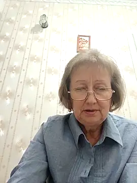 AlikaSwan5821 online show from November 27, 2025, 8:00 pm