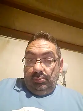 Snapshot of Jouons-ensembles2 chatting on May 26, 2026, 10:17 pm Jouons-ensembles2 online show from May 26, 2026, 10:17 pm