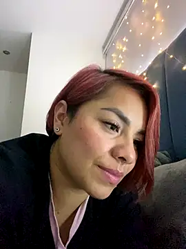 Snapshot of alejandra_prk26 chatting on December 18, 2025, 5:13 am alejandra prk26 online show from December 18, 2025, 5:13 am