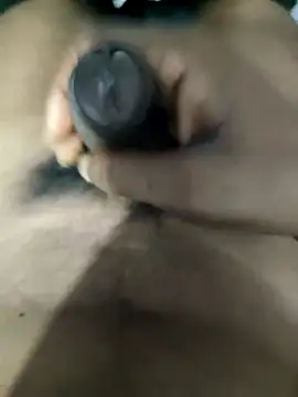 sexy boy 47 online show from December 18, 2025, 3:40 pm