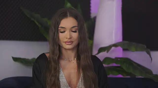 KyssaraPlay online show from September 10, 2025, 6:19 pm