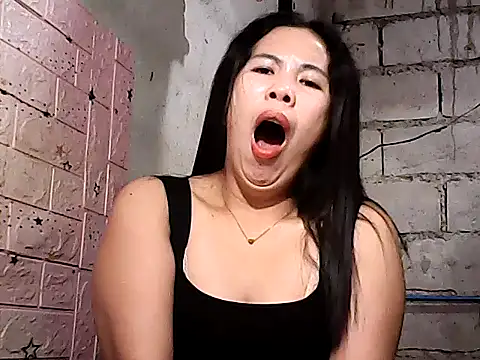 pinaysinglemommm online show from February 23, 2026, 8:50 pm