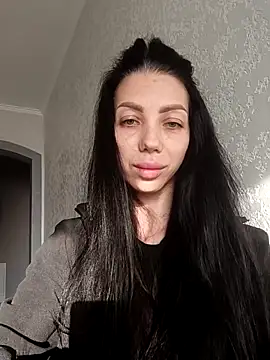 Snapshot of Princessa99885 chatting on October 23, 2025, 6:13 am Princessa99885 online show from October 23, 2025, 6:13 am