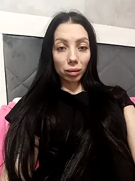 Snapshot of Princessa99885 chatting on March 7, 2026, 5:43 pm Princessa99885 online show from March 7, 2026, 5:43 pm