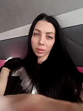 Snapshot of Princessa99885 chatting on March 10, 2026, 7:35 am Princessa99885 online show from March 10, 2026, 7:35 am