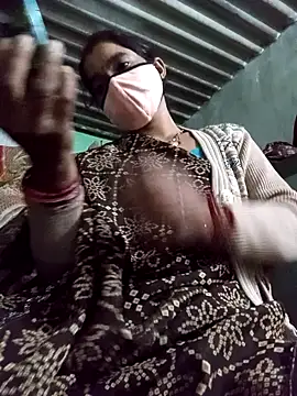 MISS LOVE 001 online show from October 29, 2025, 2:19 pm