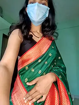 Shivani2002 online show from February 16, 2026, 2:51 am