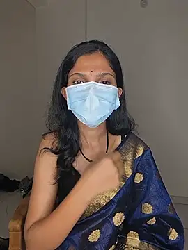 Shivani2002 online show from June 3, 2026, 4:34 pm