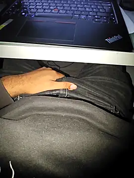 Snapshot of Syto772 chatting on October 2, 2025, 1:07 pm Syto772 online show from October 2, 2025, 1:07 pm