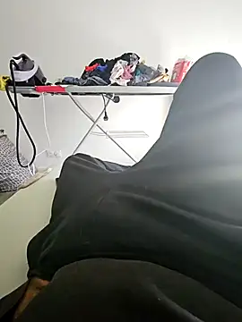 Snapshot of Syto772 chatting on February 28, 2026, 1:23 pm Syto772 online show from February 28, 2026, 1:23 pm