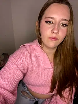 Cutie blondie online show from September 30, 2025, 7:08 pm