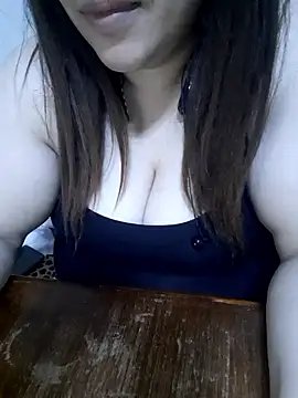 Madam-bezoul- online show from February 2, 2026, 9:46 pm