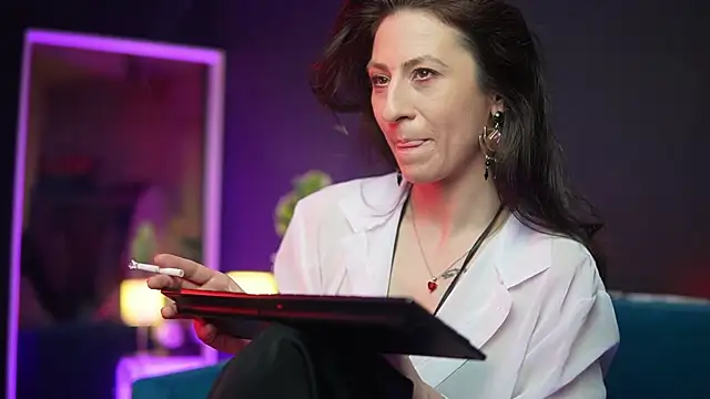 RubyRosa online show from April 10, 2026, 10:14 pm