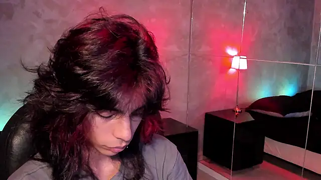 Dereck Manson online show from December 2, 2025, 11:37 am