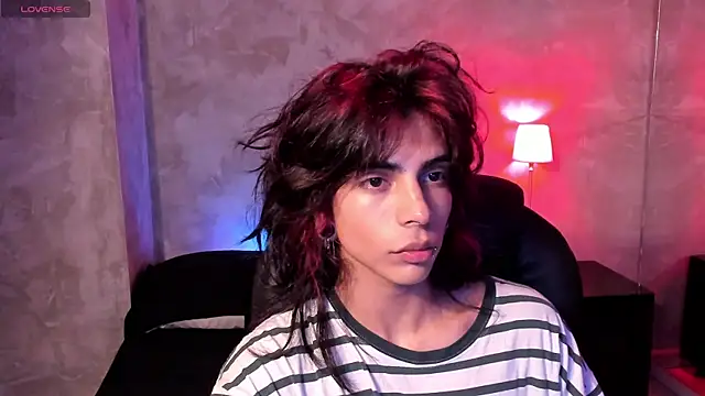 Dereck Manson online show from December 3, 2025, 11:41 am