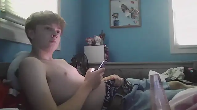 Liam axel35 online show from September 16, 2025, 7:37 pm