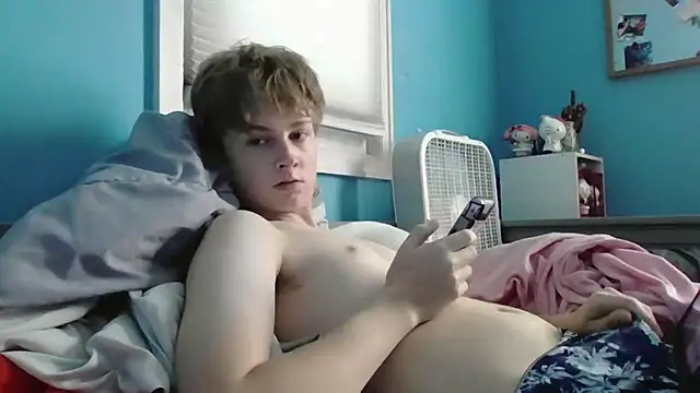 Liam axel35 online show from September 22, 2025, 2:41 pm