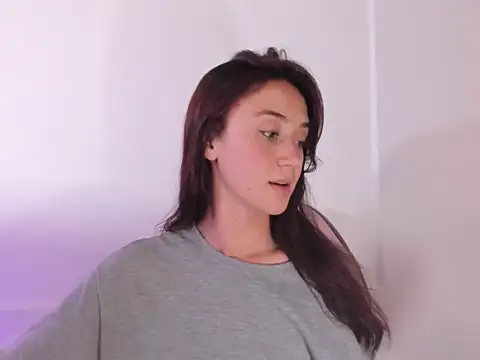 Amy Kobold3 online show from October 8, 2025, 9:12 pm