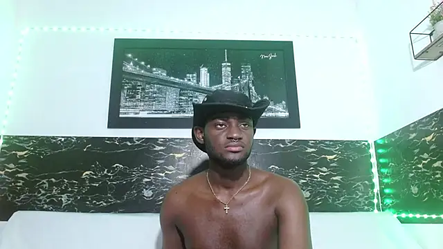 Snapshot of eebony_stallion chatting on September 24, 2025, 3:10 am eebony stallion online show from September 24, 2025, 3:10 am