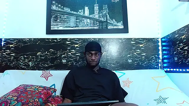 Snapshot of eebony_stallion chatting on October 1, 2025, 3:12 am eebony stallion online show from October 1, 2025, 3:12 am