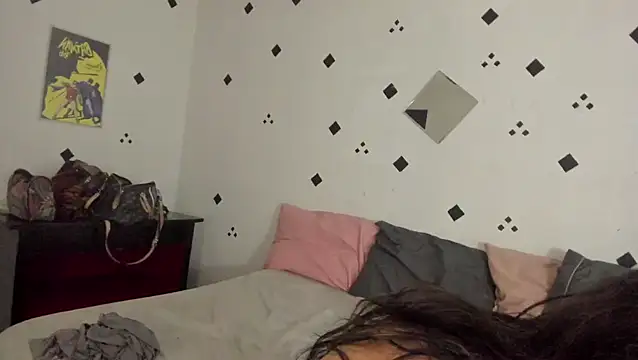 samaramour online show from October 20, 2025, 2:28 pm