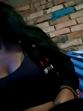 Snapshot of LUNAROSE_SEX chatting on September 28, 2025, 3:45 am LUNAROSE SEX online show from September 28, 2025, 3:45 am