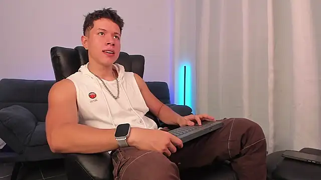 nathan blake online show from September 22, 2025, 8:55 pm