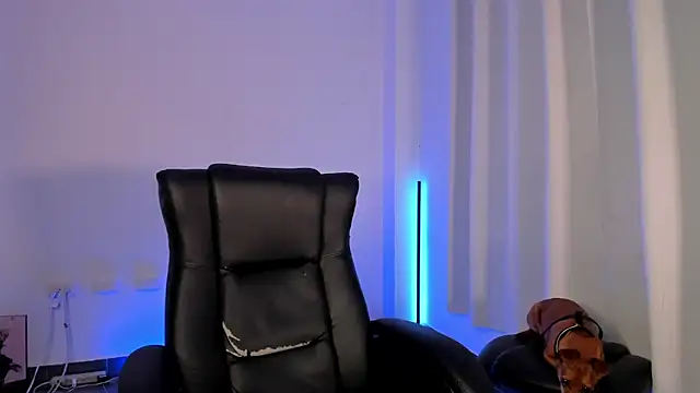 nathan blake online show from December 4, 2025, 7:44 pm