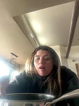 M1l3yD3w online show from November 23, 2025, 7:35 pm