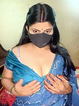 reena502 online show from April 30, 2026, 3:13 am