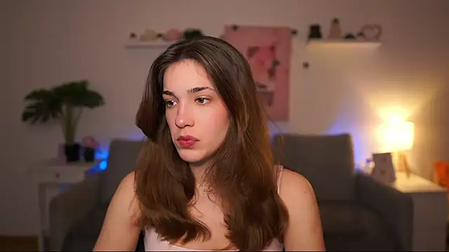 kissie cat online show from April 8, 2026, 1:22 pm