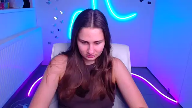 Stefanie Sweet online show from December 3, 2025, 6:32 am