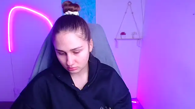 Stefanie Sweet online show from January 11, 2026, 6:29 am