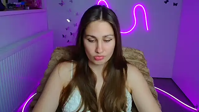 Snapshot of Stefanie_Sweet chatting on June 16, 2026, 5:21 am Stefanie Sweet online show from June 16, 2026, 5:21 am