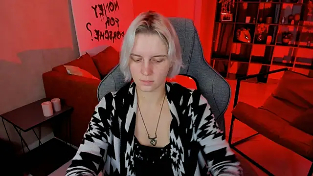 BethanyCloud online show from October 31, 2025, 2:45 am