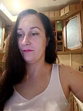 Amandda  online show from September 29, 2025, 6:02 pm