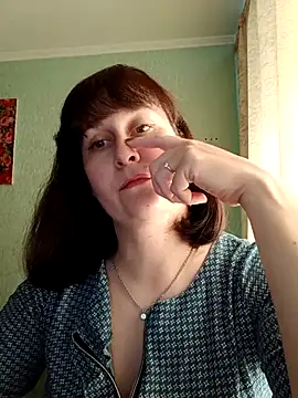 Amandda  online show from April 26, 2026, 11:52 am