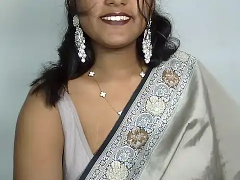 Cute mikii online show from February 25, 2026, 1:43 pm