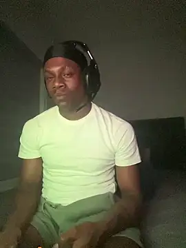 labishyoung25 online show from March 11, 2026, 6:19 am