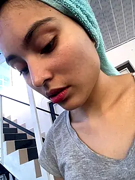 hotwife26 online show from October 7, 2025, 9:23 pm